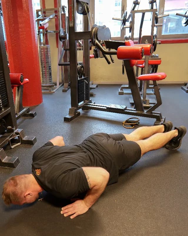Close Grip Push-Ups