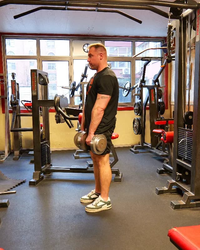 Dumbbell Deadlift